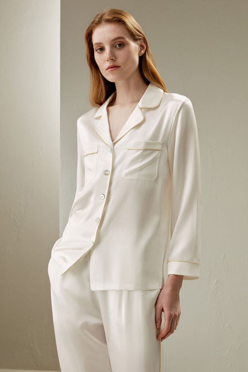 #color_Natural White