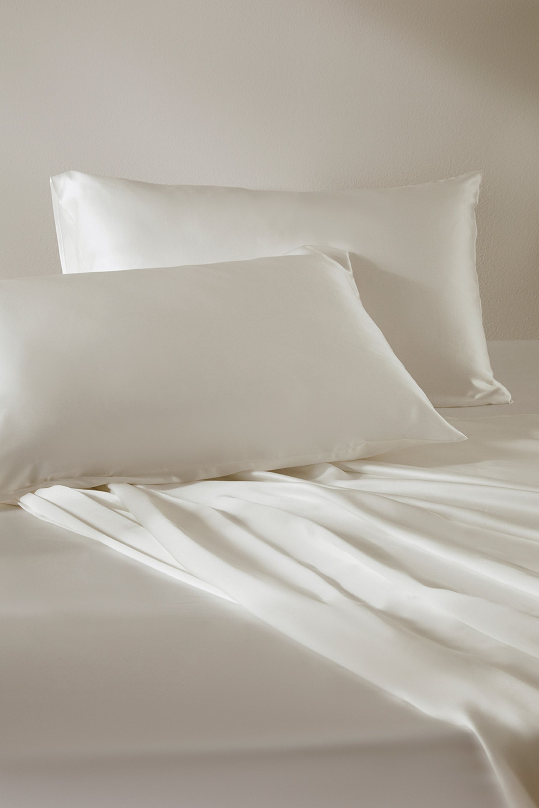 #color_Natural White