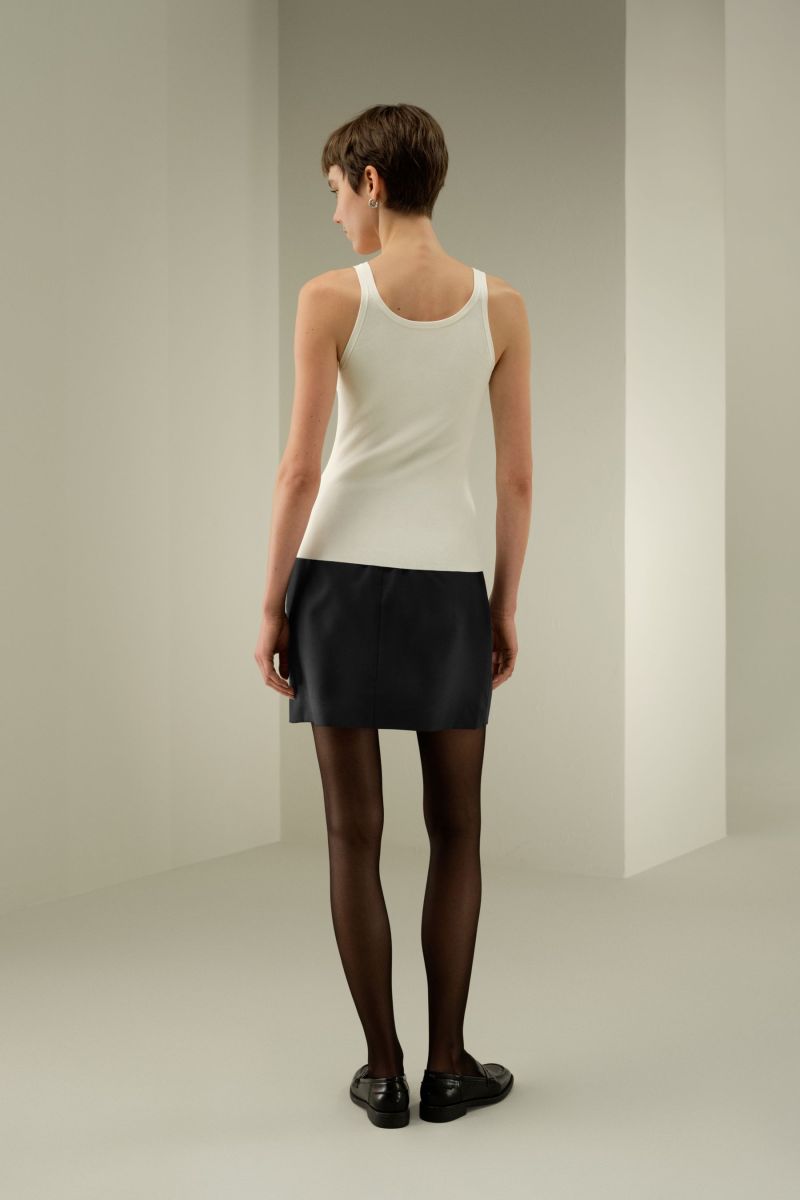 #color_Natural White