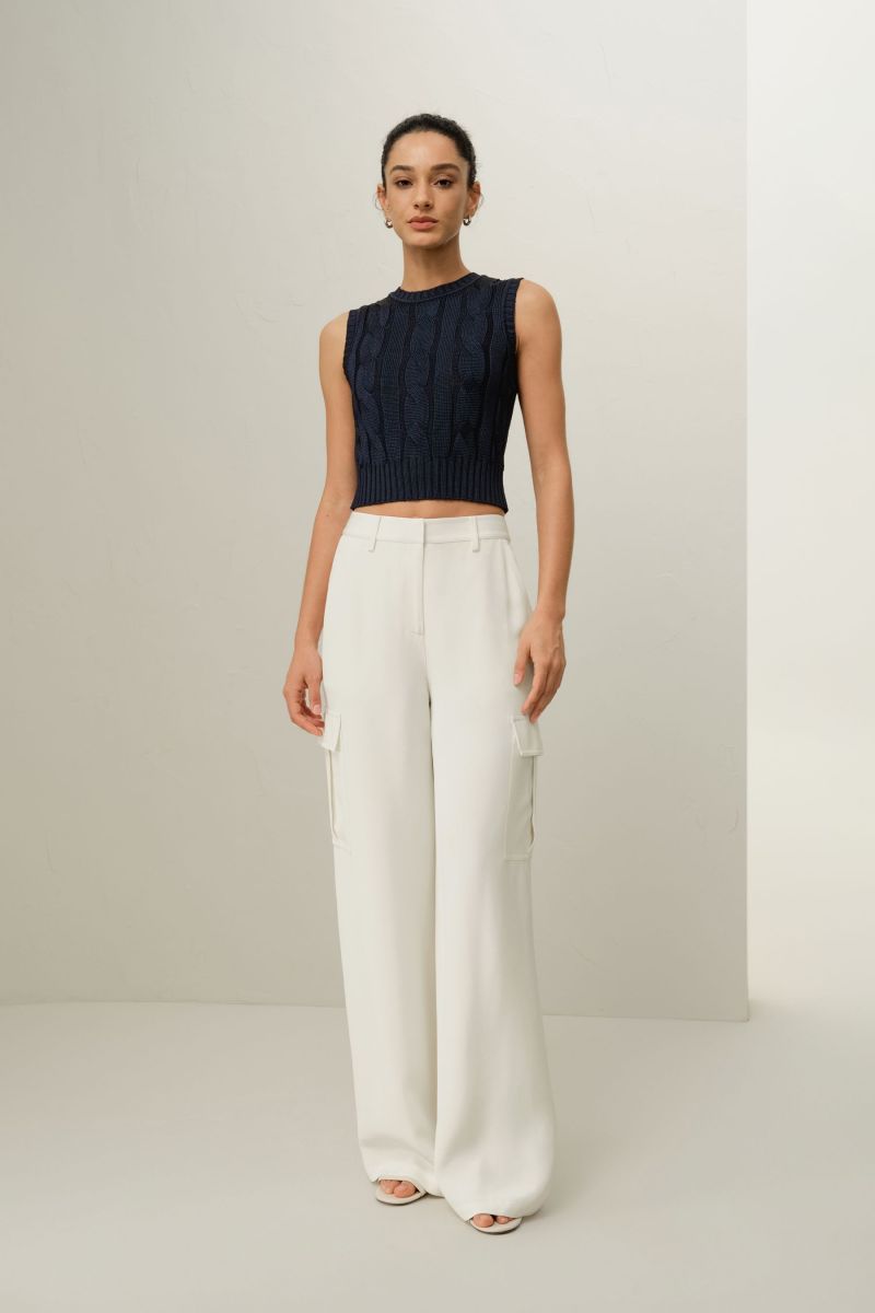 #color_Natural White