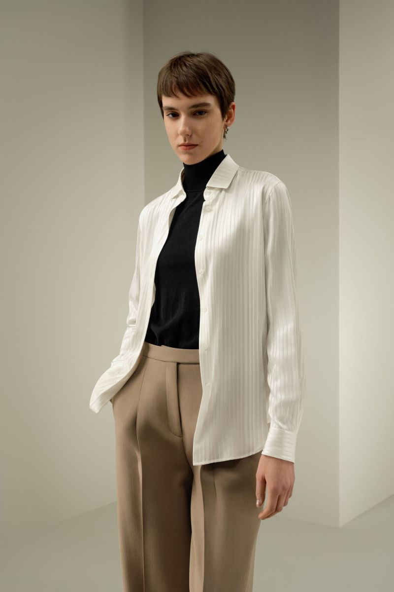 #color_Natural White