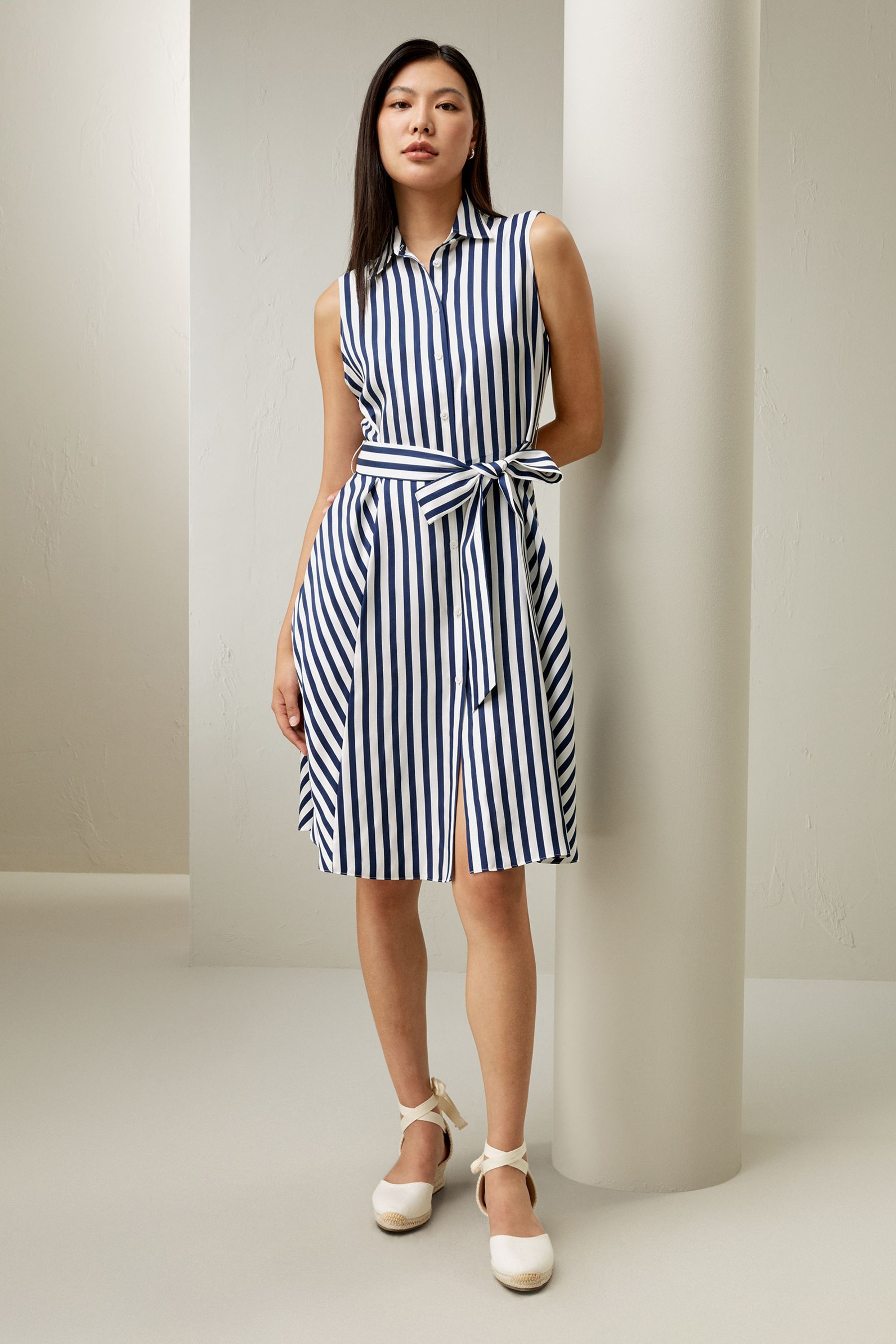 #color_Blue-White-Pinstripes