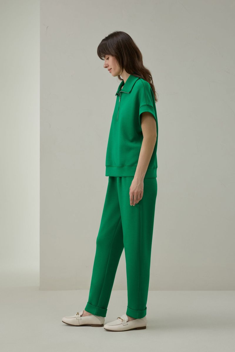 #color_Emerald Green