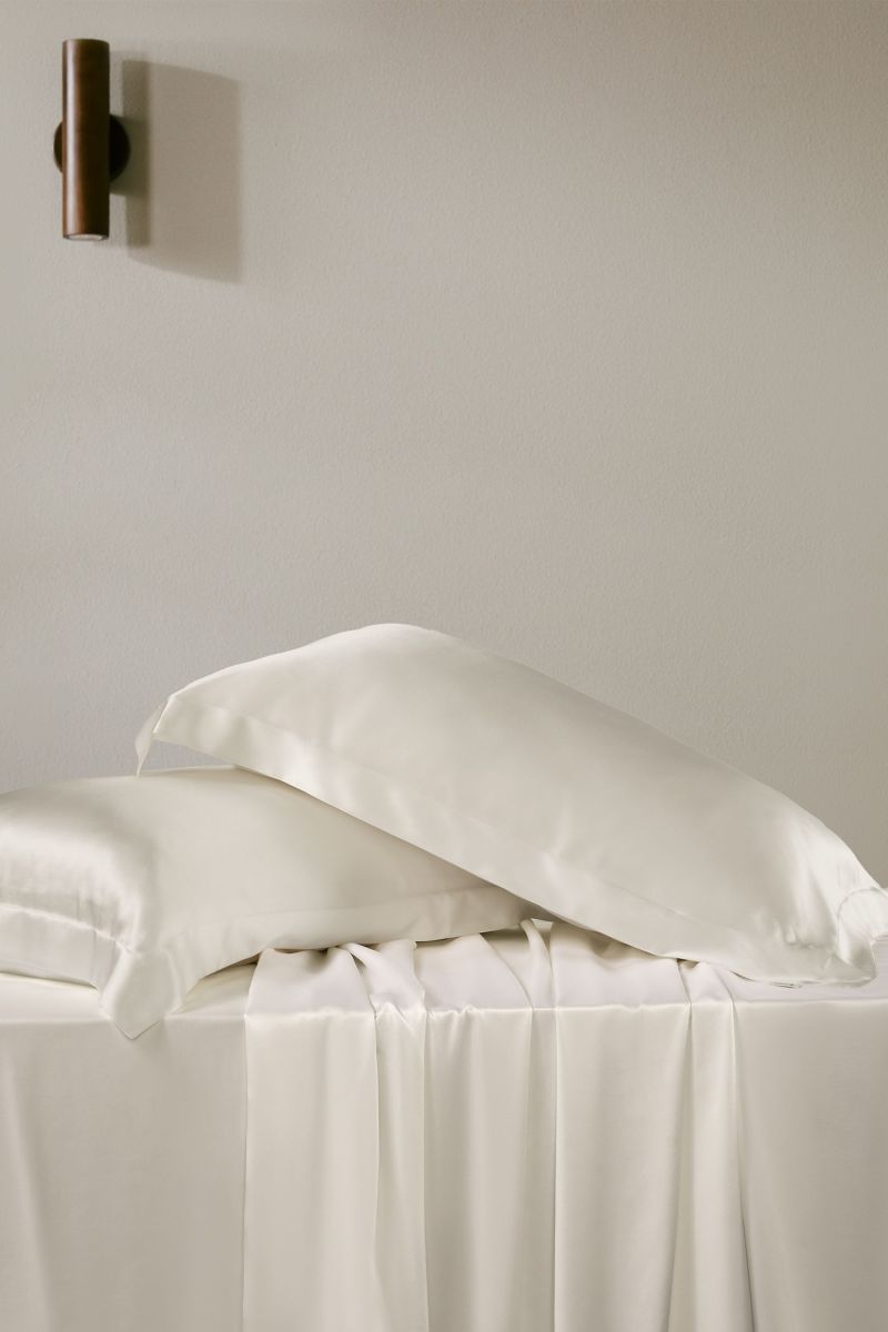 #color_Natural White