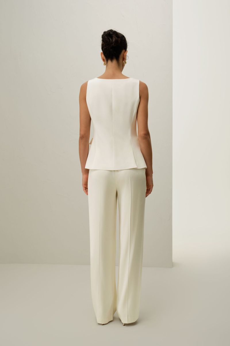 #color_Natural White