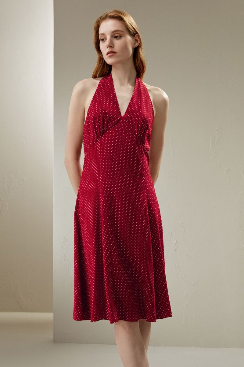 #color_Red and white polka dots