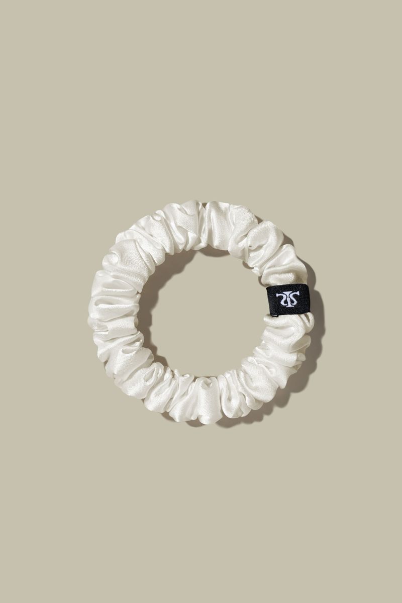 #color_Black+Natural White