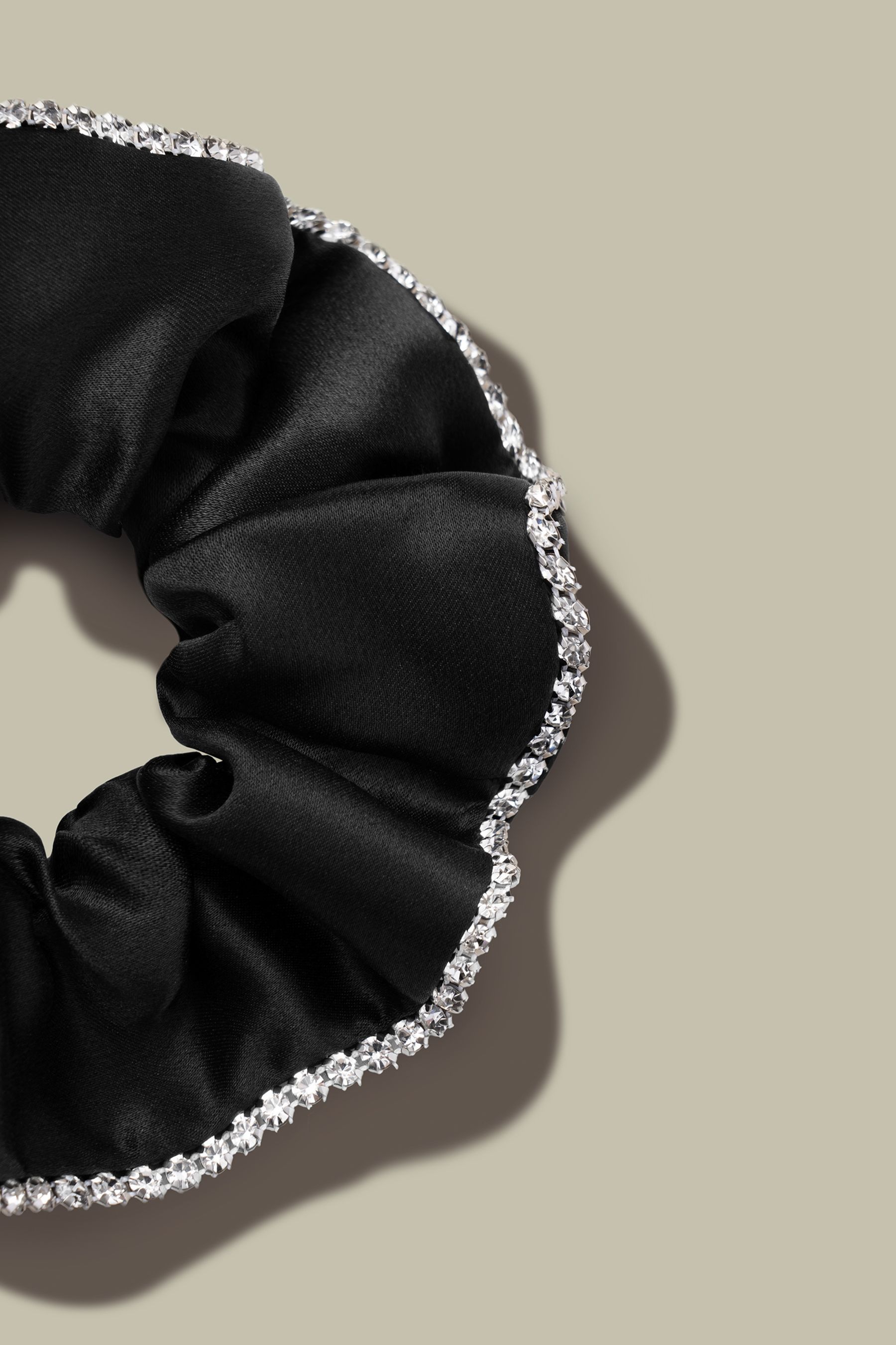 #color_Black+Natural White