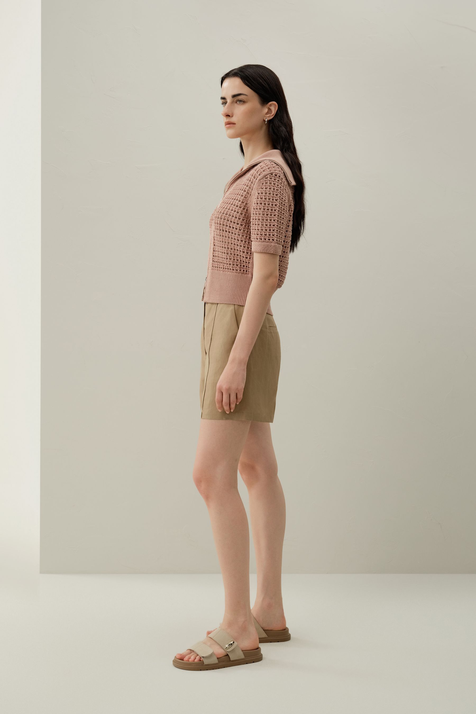 #color_Warm Taupe