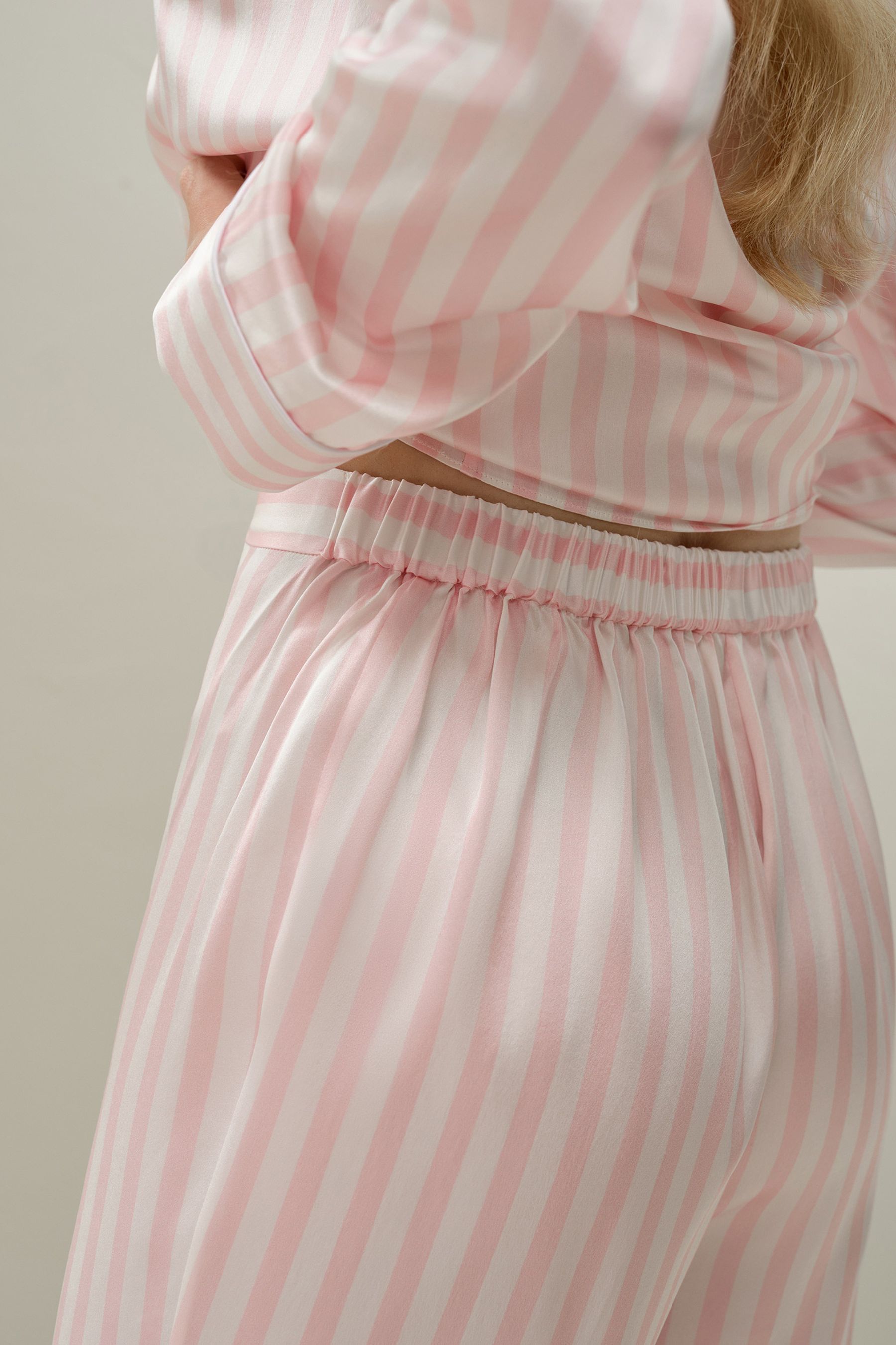 #color_Light Rosy & White Stripe