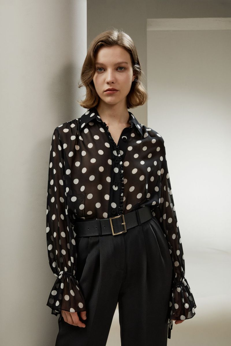 #color_White Dots In Black