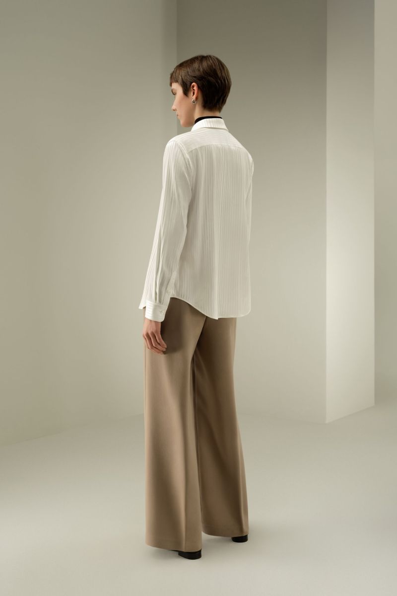 #color_Natural White