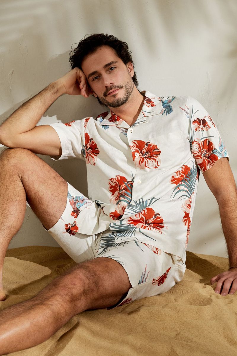 #color_Hibiscus Print