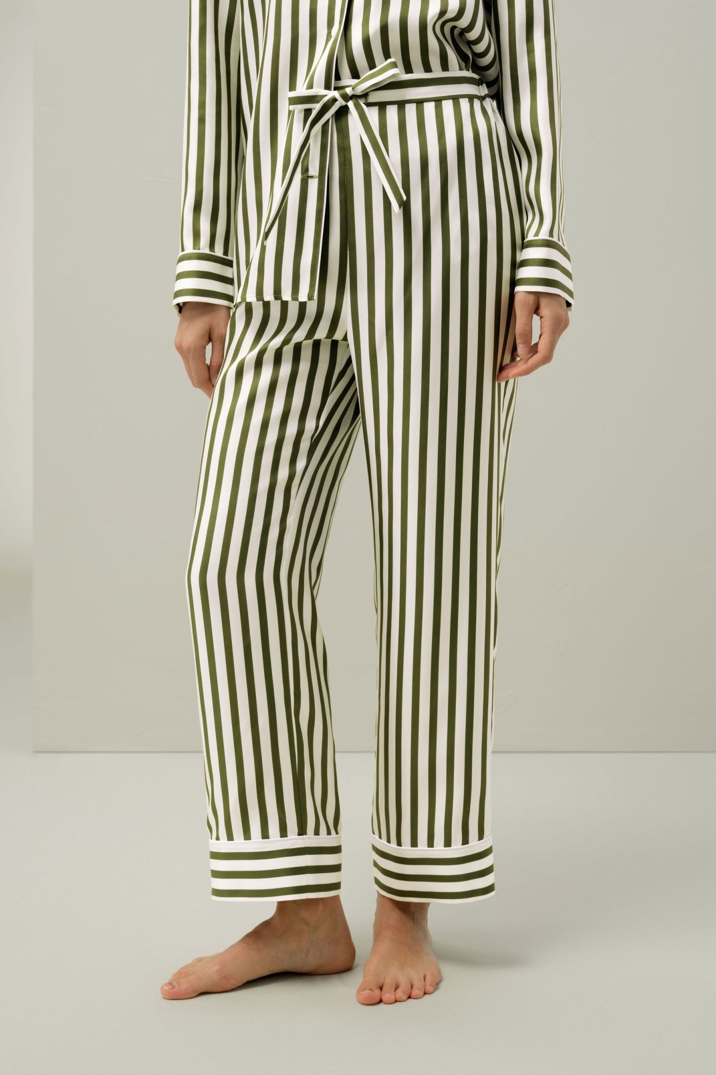 #color_Green-White Pinstripe