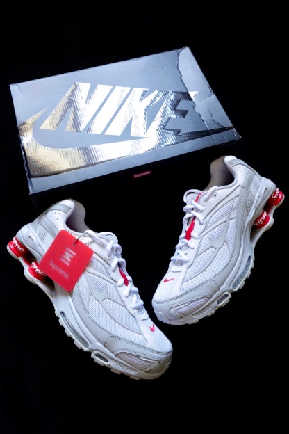 NIKE x Supreme聯合款Shox Ri