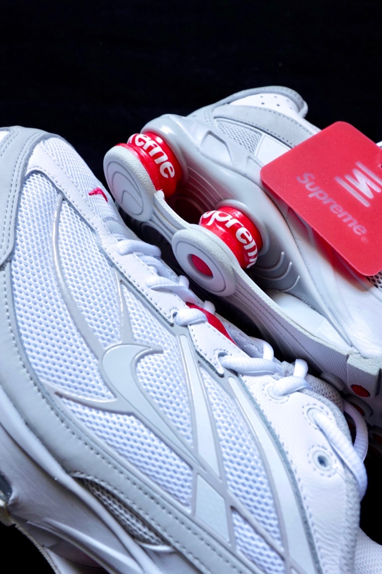 NIKE x Supreme聯合款Shox Ri