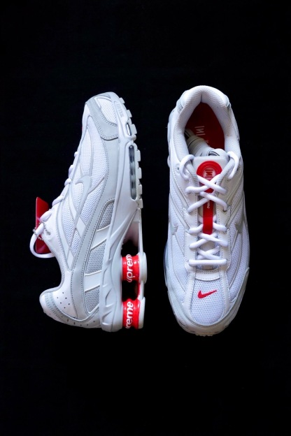 NIKE x Supreme聯合款Shox Ri