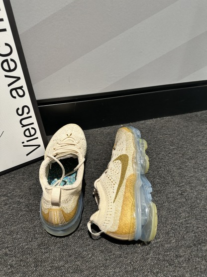 Nike Air VaporMax 2023 Flyknit跑步鞋