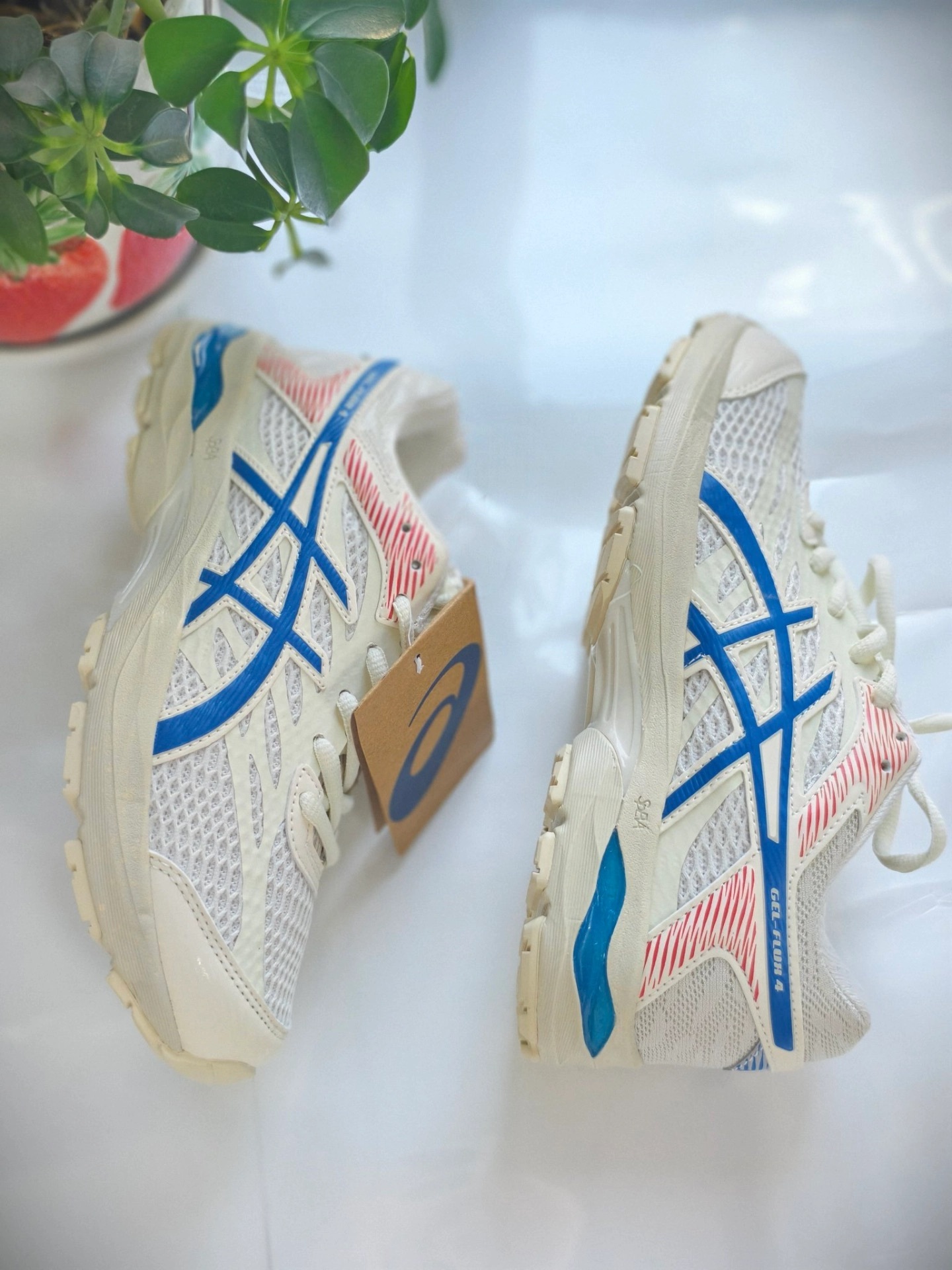 Asics 跑鞋