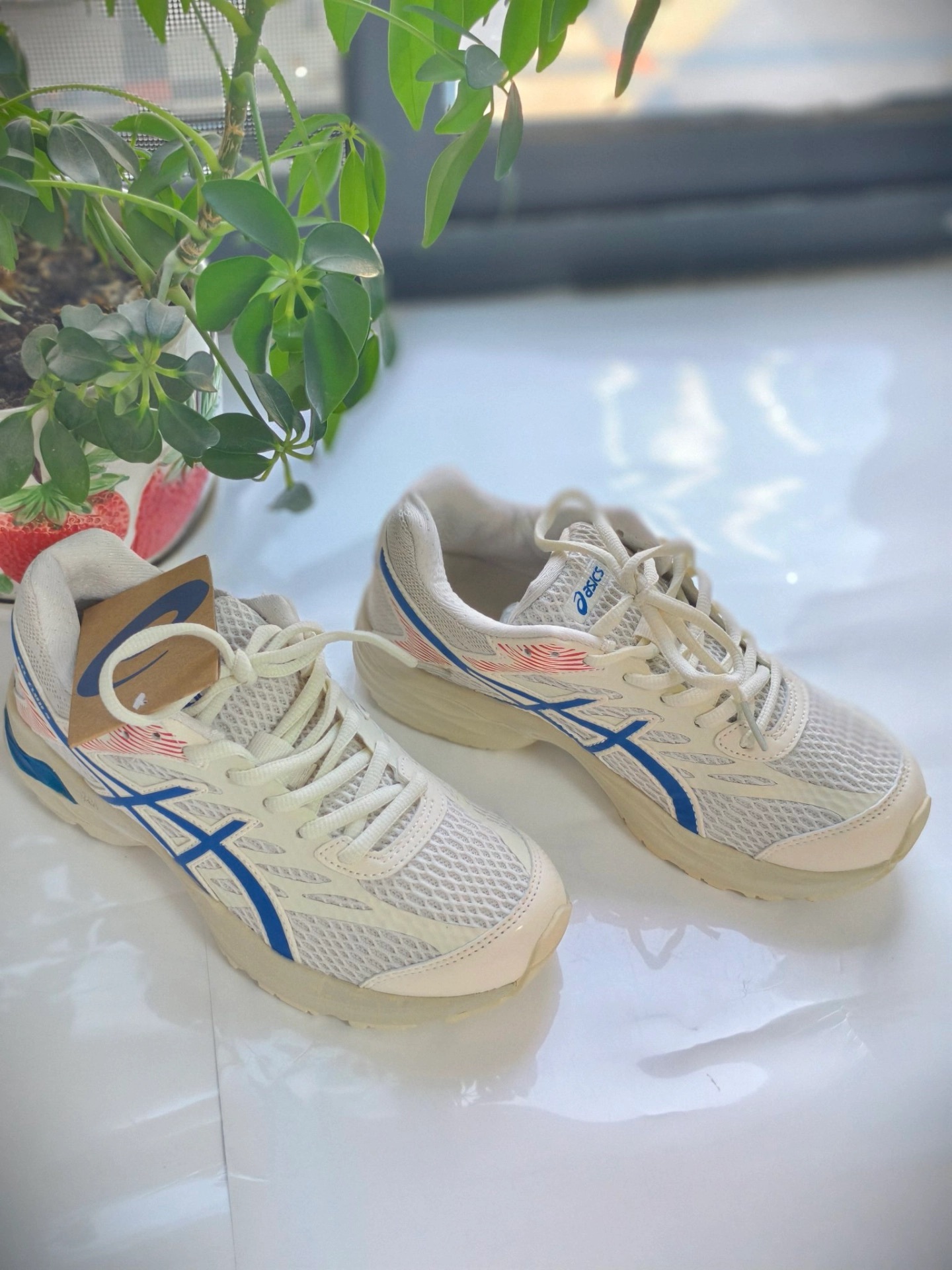Asics 跑鞋