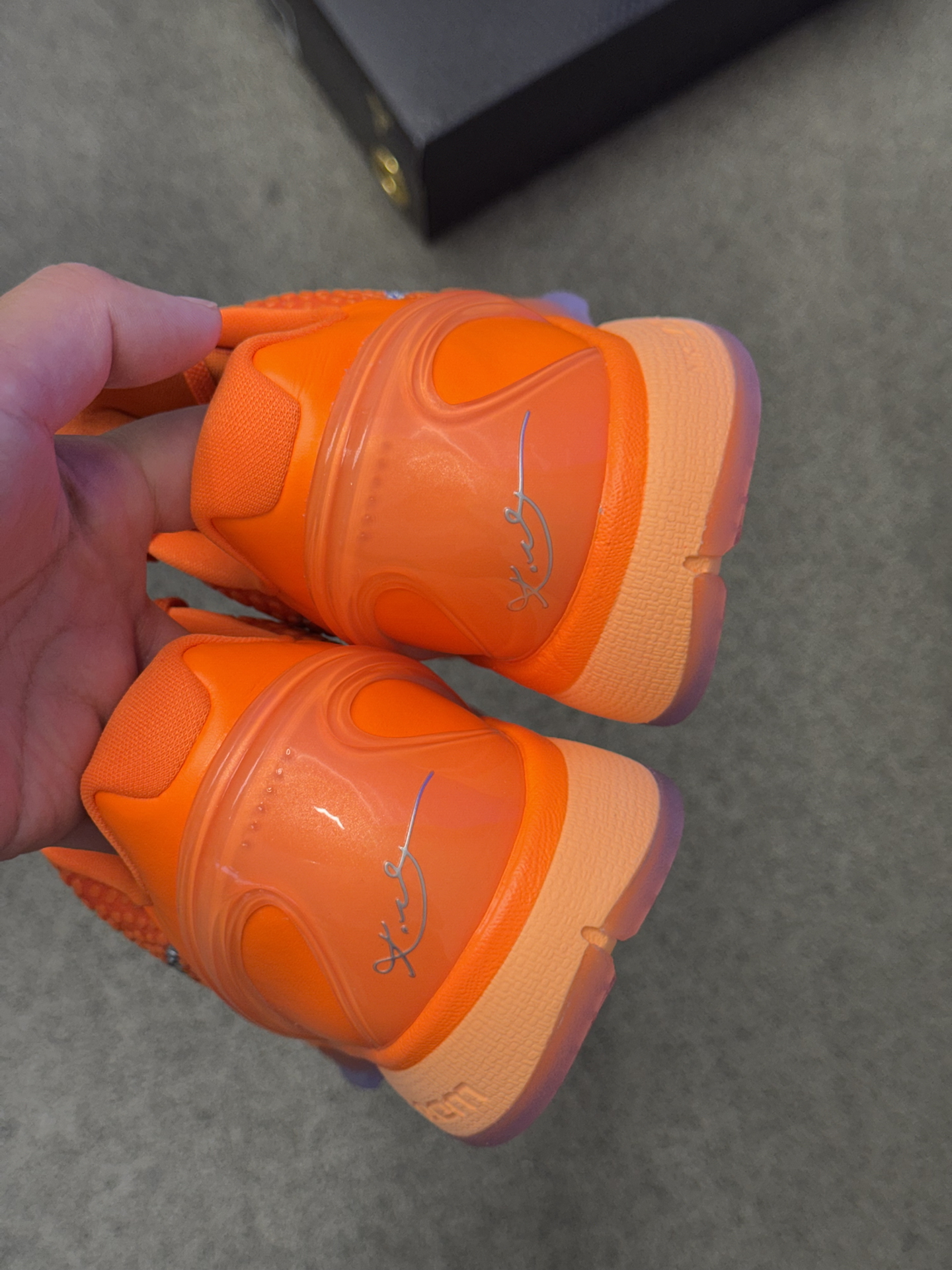 KOBE 6 暴力橙