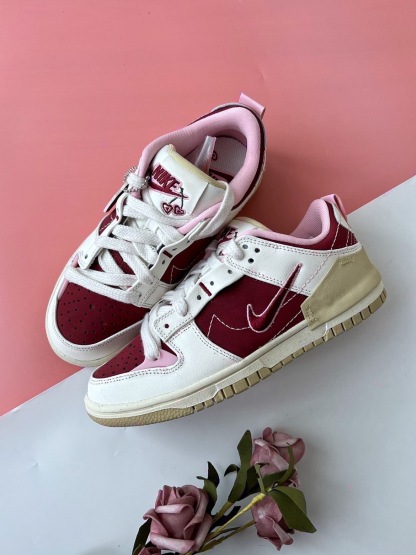 Nike dunk 情人節
