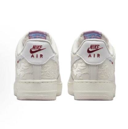 Nike Air Force 1馬年限定