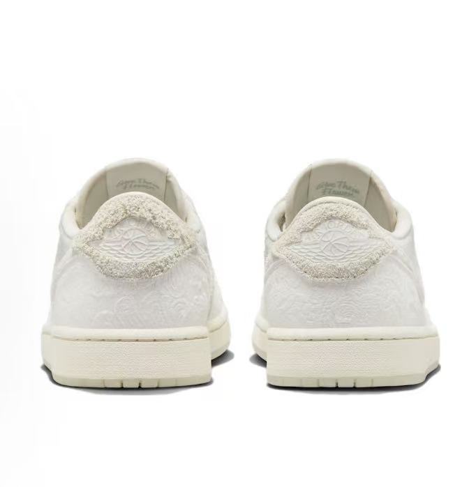 Chris Paul x Jordan Air Jordan 1 Low OG "Light Cream and Sail" 