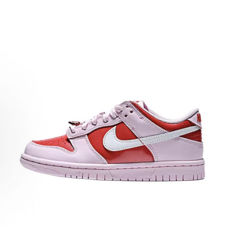 Nike Dunk Valentine's Day