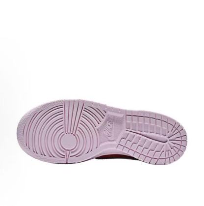 Nike Dunk Valentine's Day