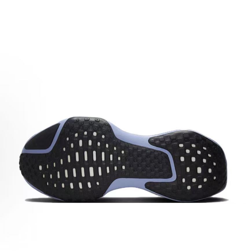 Nike Invincible 3 Flyknit 3
