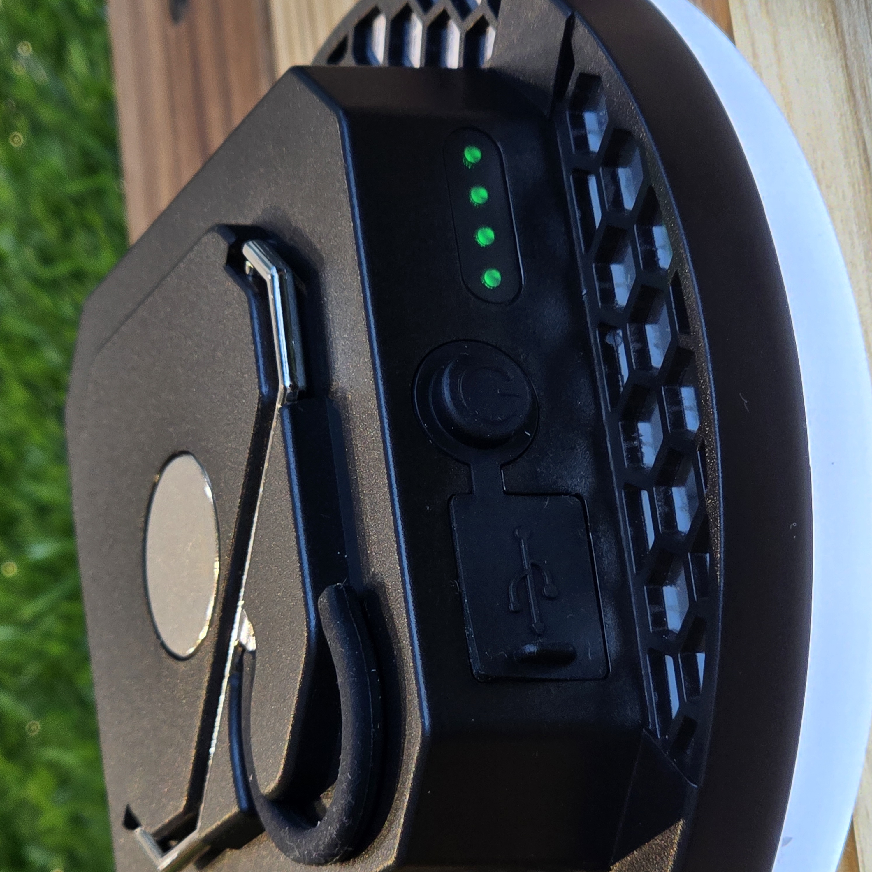 Owland UFO LED camping light 1300lm with hook magnet