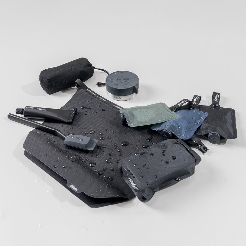 MATADOR - FLATPAK WATERPROOF TOILETRY CASE FROM USA LIGHTWEIGHT WATERPROOF LEAKPROOF CASE FOR TRAVEL CAMPING HIKING PICN