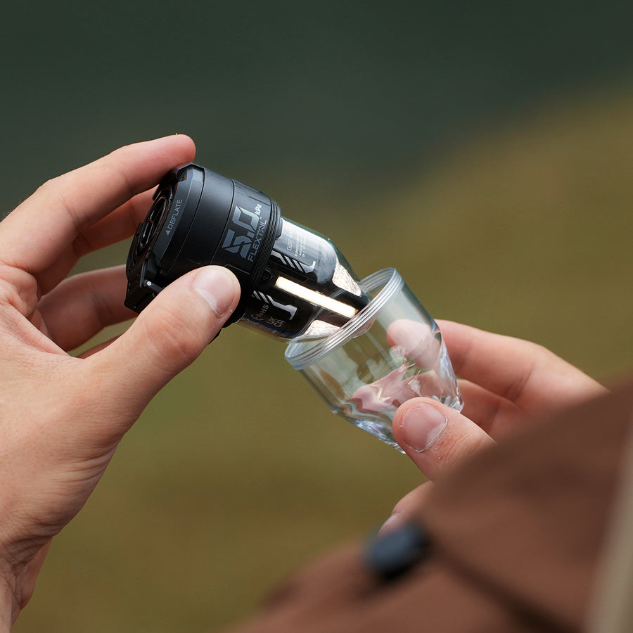 Flextail Max Pump 3 rechargeable air pump and lantern
