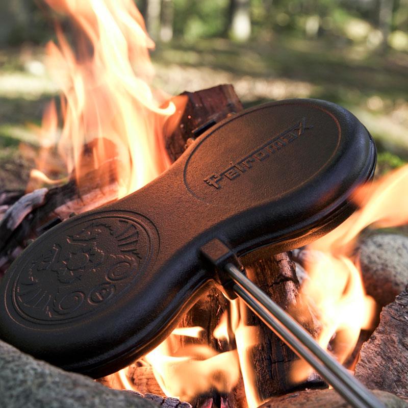 BURGER MAKER IRON CAST IRON GRILL