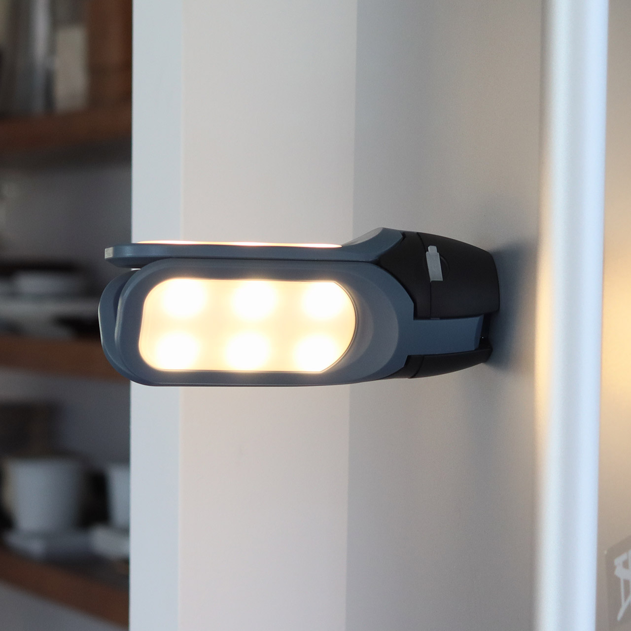 POST GENERAL Tri-Panel Solar Charged LED Light