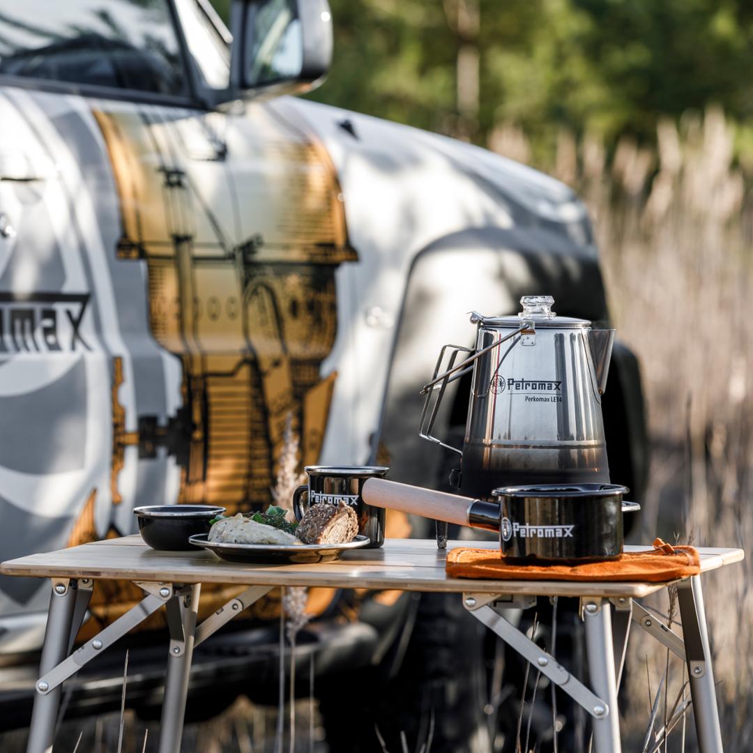 Petromax Enamel Saucepan – 500 ml & 1 L Outdoor Pot with Wooden Handle