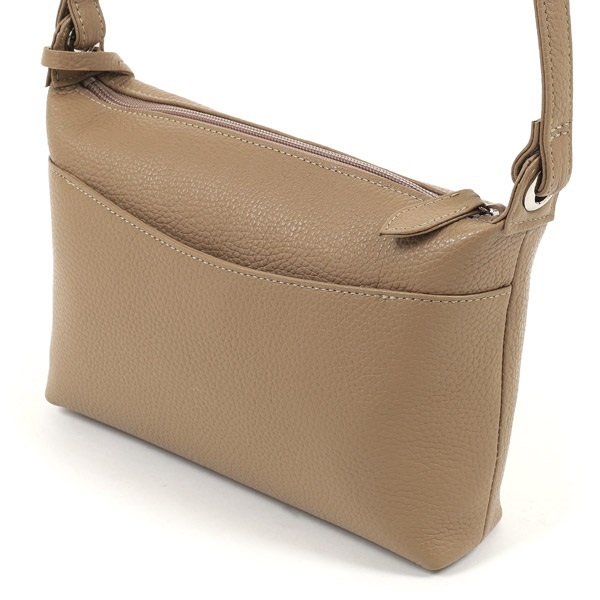 ショルダーバッグ