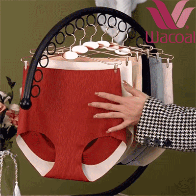 Wacoal 接触冷感ハイウエスト極薄ショーツ。引き締め感とフィット感がほど良い！お腹を引き締める・美尻・シェイプアップ！