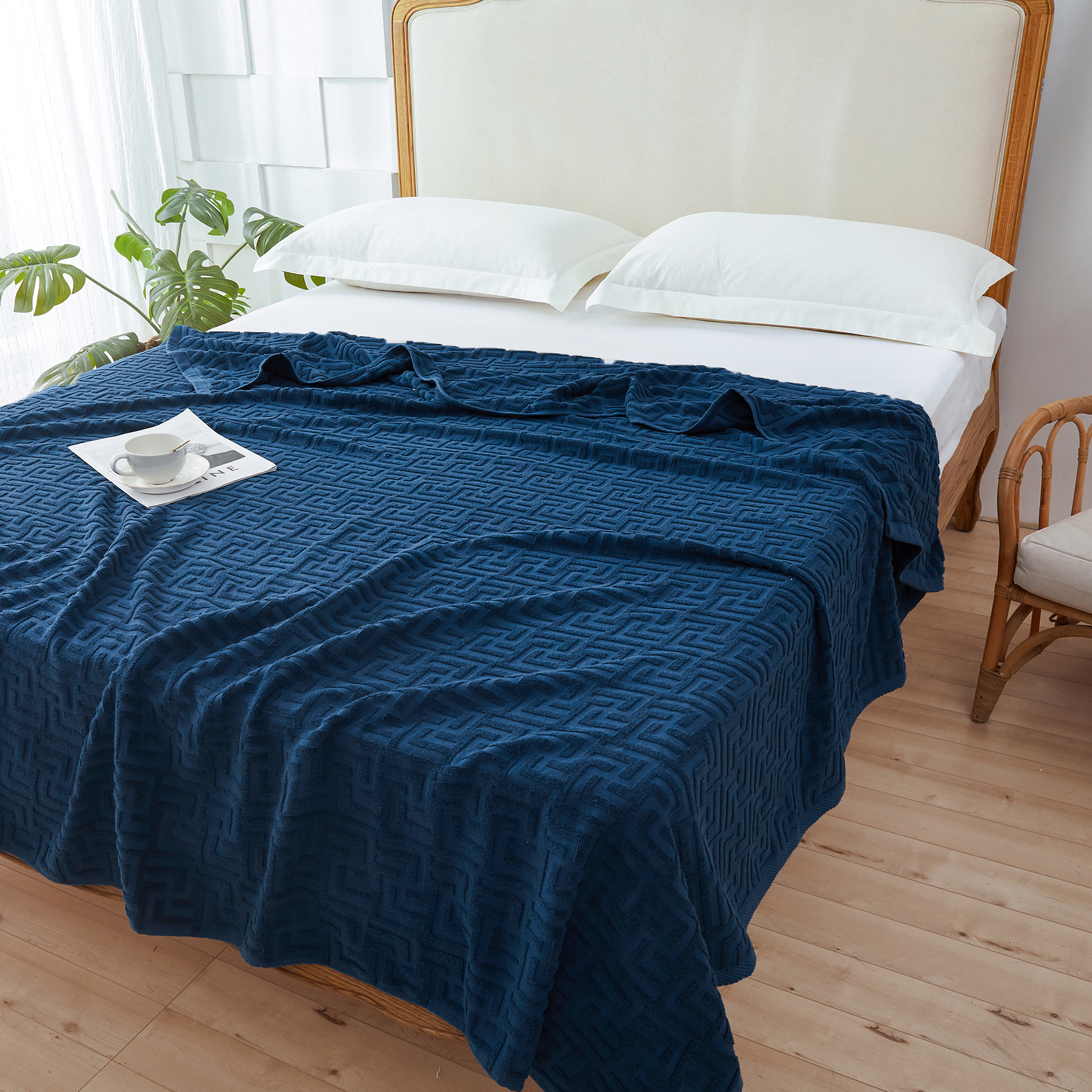 AYO タオルケット シングル ブランケット 綿100% コットン おしゃれ エアーケット キルトケット 抗菌 肌掛け 軽量 柔らかく肌触り 毛玉が出ない 毛布 オールシーズン 夏用 ソファー用 丸洗いOK 吸湿速乾 母の日 父の日 誕生日のプレゼント（ネイビー，140*190cm）
