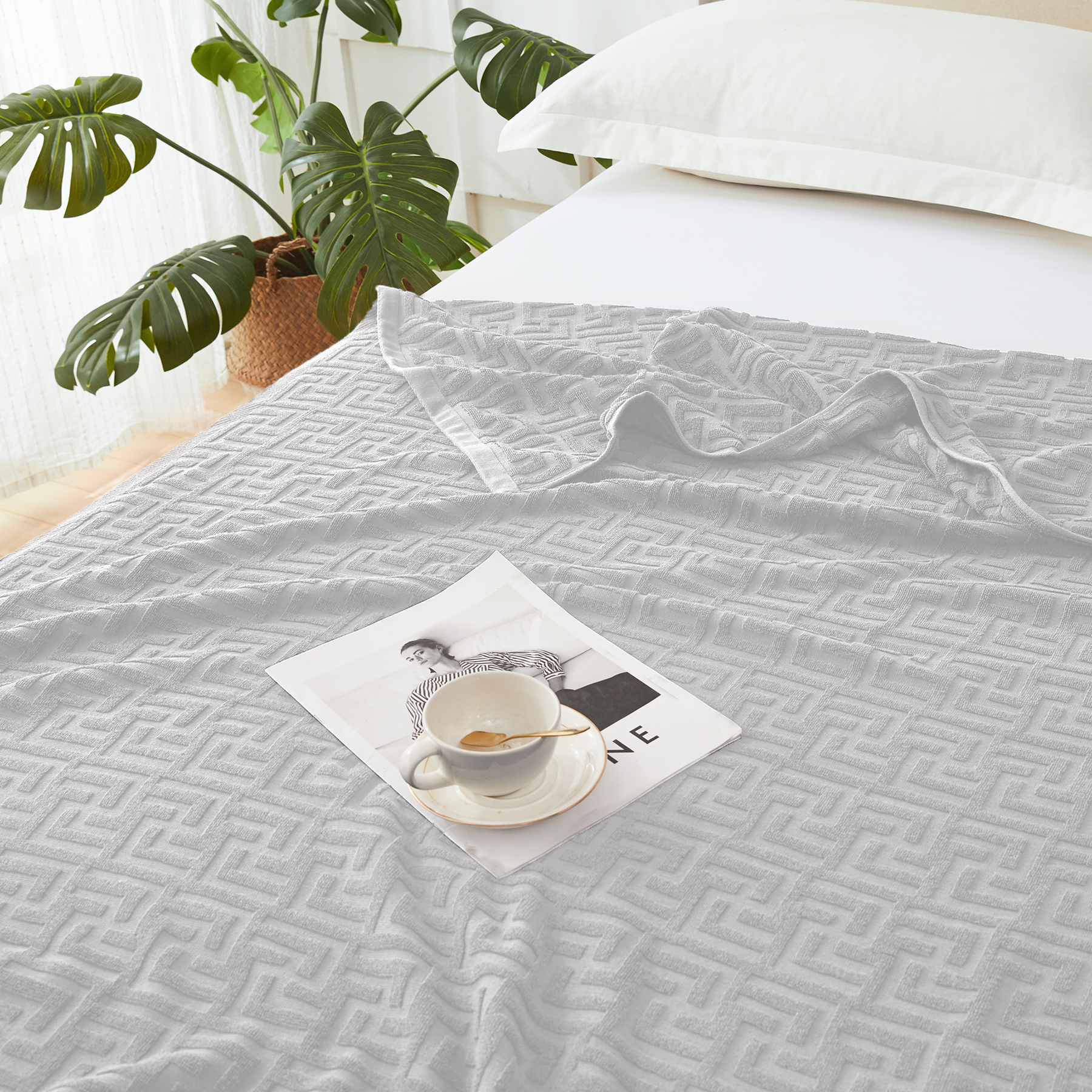 AYO タオルケット シングル ブランケット 綿100% コットン おしゃれ エアーケット キルトケット 速乾 抗菌 肌掛け 軽量 柔らかく肌触り 毛玉が出ない 毛布 オールシーズン 夏用 ソファー用 丸洗いOK 吸湿速乾（グレー，140*190cm）