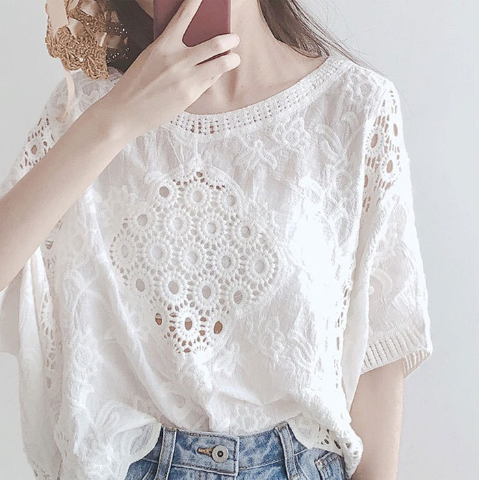 レース ブラウス レディース トップス 半袖 レーストップス 透かし編み 夏 プルオーバー Tシャツ 花柄 透かし彫り シースルー 透け感 綿 コットン 無地 ホワイト ブラック 体型カバー 刺繍 ゆったり カジュアル風 