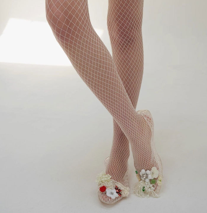 パンプス サンダル メッシュ レディース 透ける 花柄 PVC 海辺 ぺたんこ フラット ペタンコ シューズ  夏コーデサンダル スリッパ サマー 夏 春 靴 軽い 柔らかい 歩きやすい 疲れにくい 痛くない 大人 上品 パーティ ビーチ お出かけ