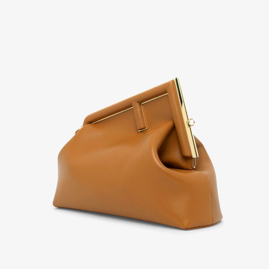 VERY雑誌掲載！『東原亜希同項』【FENDI】新作、大人気