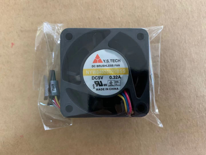 Y.S.TECH NYW04020005BSS 4020 4cm 5V 0.32A 4 線式 PWM 冷却ファン