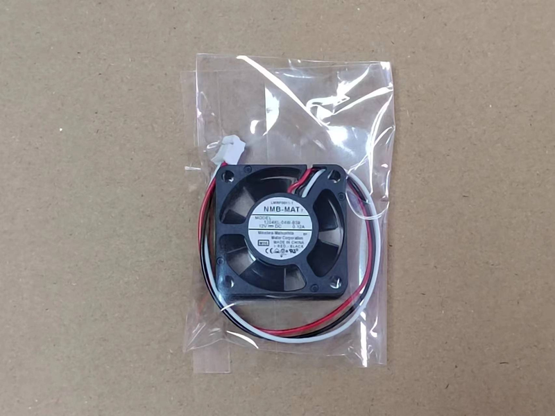 NMB-MAT 1204KL-04W-B59 12V 0.12A 3 線式 3cm 3010 Yaskawa ヤスカワドライバ用ファン
