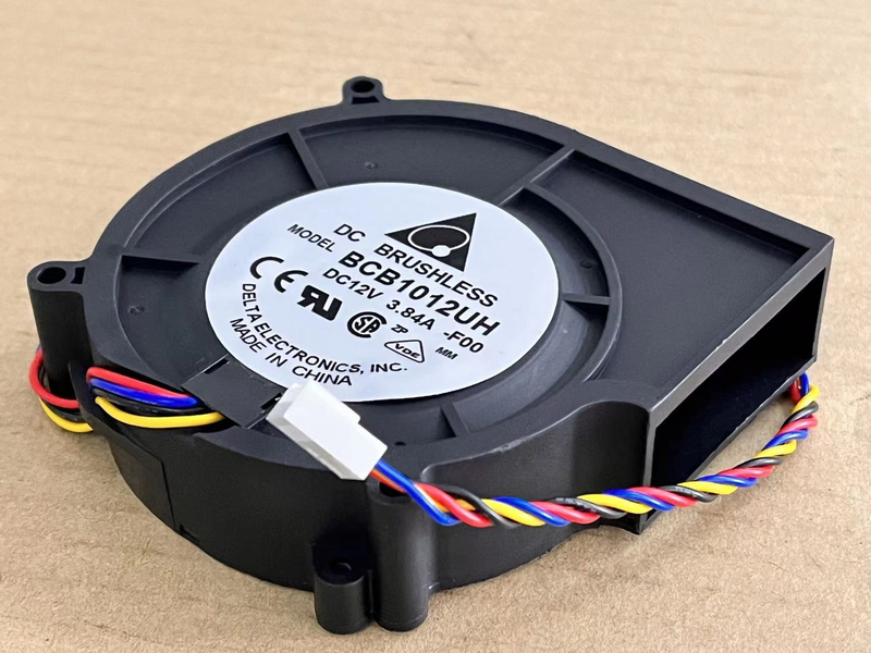 DELTA BCB1012UH 強風ターボファン DC12V 3.84A 97×87×25MM 4 線 PWM 制御