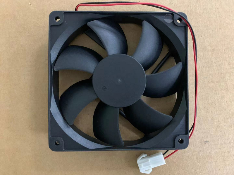 ADDA AD12012DB257000 12CM 12V 0.13A コンピュータケース超静音冷却ファン
