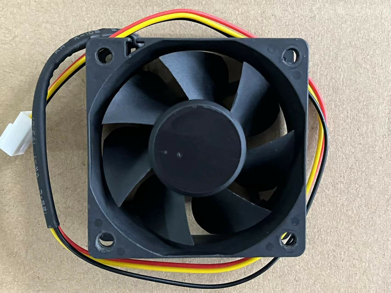 SUNON KDE1206PTV1 6025 6cm DC12V 1.8W 3pin スピード制御 高性能冷却ファン
