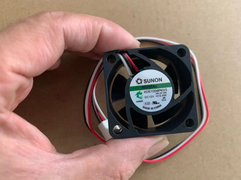 Sunon MagLev KDE1204PKV3 MS.AF.GN 3pin DC12V 0.4W 40*40*20MM SILENT FAN
